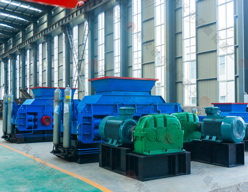 白云石、煤炭制砂，一臺(tái)對(duì)輥制砂機(jī)能否多用？多少錢(qián)一臺(tái)？